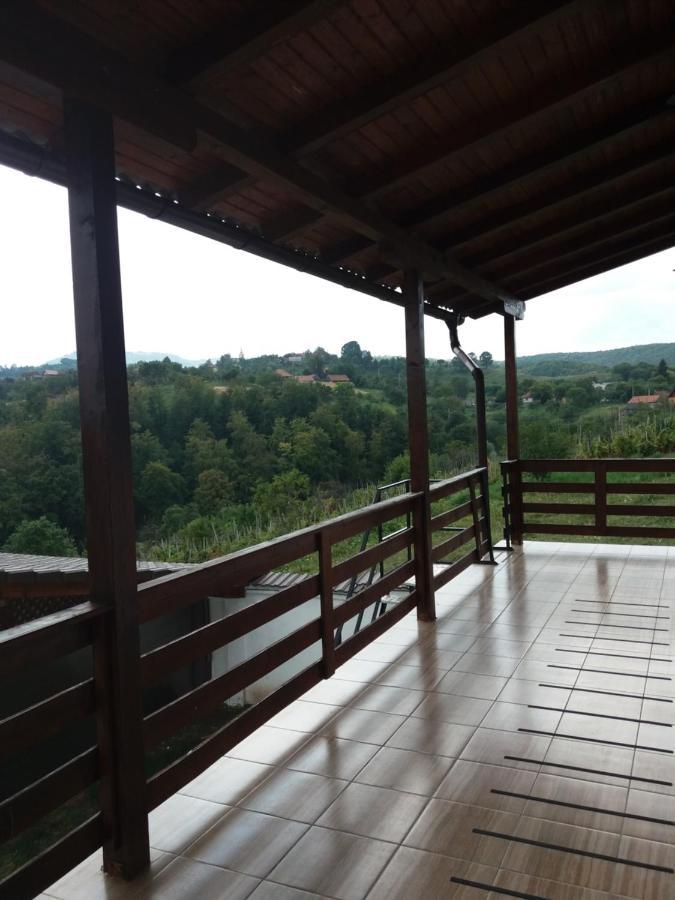 Vila Aloman เซเบช ภายนอก รูปภาพ